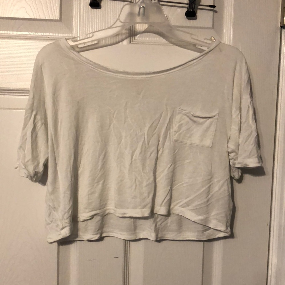 White pocket tee crop top